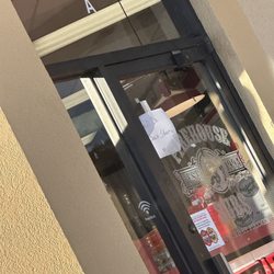 Firehouse Subs - Cant pick up food cause...No one's inside?
