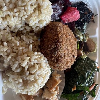 Kaimana Farm Cafe - Power bento - Vegan Near Me - Honolulu, Hawaii Kaimana Farm Cafe - Power bento - Vegan Near Me - Honolulu, Hawaii
