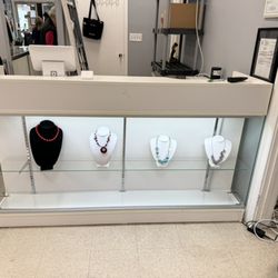 Lorton Community Action Center - Lorton's Attic - New Check out counter