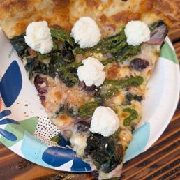 Bloomsdale Slice (white sauce base with a pesto drizzle) Bloomsdale Slice (white sauce base with a pesto drizzle)