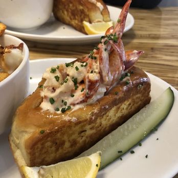 Slapfish - Seafood Near Me - Indianapolis, Indiana