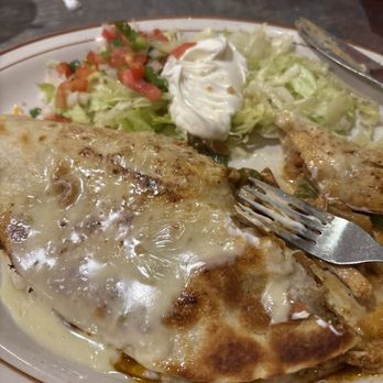 La Pinata Bar & Grill - Fajita quesadilla so good - Mexican Near Me - Kalamazoo, Michigan La Pinata Bar & Grill - Fajita quesadilla so good - Mexican Near Me - Kalamazoo, Michigan