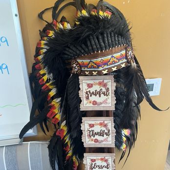 Bob E's Super Chief - A native american headdress - American Near Me - Pontiac, Michigan