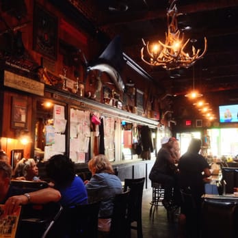 Tune Inn - Loved the interior. - Dive Bars Near Me - Washington, DC, District of Columbia