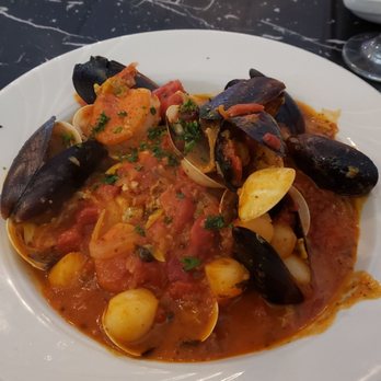 Perfetto Italian Restaurant - Italian Near Me - Tehachapi, California