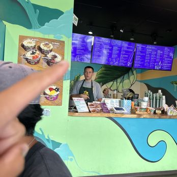 Lanikai Juice - Justin very helpful - Acai Bowls Near Me - Honolulu, Hawaii Lanikai Juice - Justin very helpful - Acai Bowls Near Me - Honolulu, Hawaii