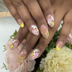 Navarre De Paris Nails