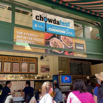 Pike Place Chowder - Front of store | IG: @nomwithelaine - Seafood Near Me - Seattle, Washington Pike Place Chowder - Front of store | IG: @nomwithelaine - Seafood Near Me - Seattle, Washington