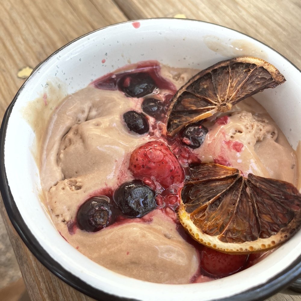 El Mango - Nutella peanut butter ice cream - Bars Near Me - Tepoztlán, MOR