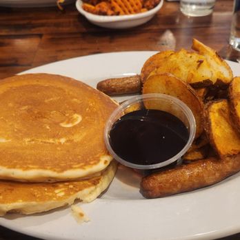 Maple Leaf Diner - Pancakes w/ turkey sausage and potatoes - American Near Me - Dallas, Texas