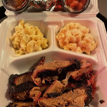 Blue Pit Smokehouse - Brisket plate with double Mac n cheese, side bbq sauce, side pick, and warm tortillas. - Barbeque Near Me - Selma, Texas Blue Pit Smokehouse - Brisket plate with double Mac n cheese, side bbq sauce, side pick, and warm tortillas. - Barbeque Near Me - Selma, Texas