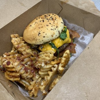 Vagabond Kitchen - BBBQBB and Loaded Fries - New American Near Me - Wheeling, West Virginia