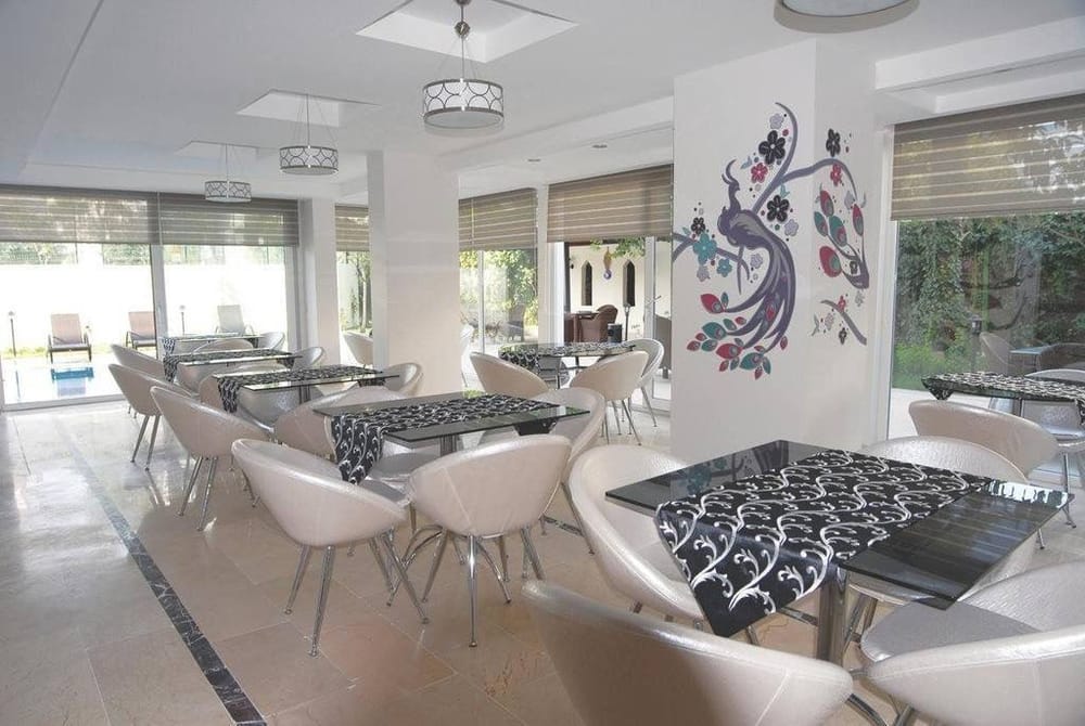 Hotel Metur