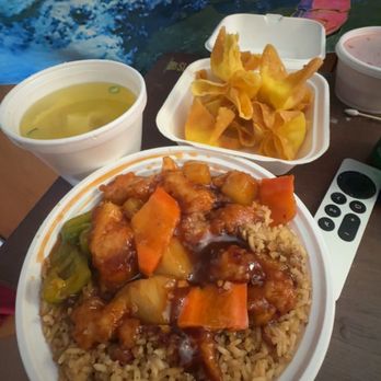 King Express - L12. Pineapple Chicken Lunch A10. Crab Meat Rangoon - Chinese Near Me - Williamsville, New York King Express - L12. Pineapple Chicken Lunch A10. Crab Meat Rangoon - Chinese Near Me - Williamsville, New York