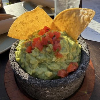 Alma Cocina de Mexico - Tableside guac - Breakfast & Brunch Near Me - Los Angeles, California Alma Cocina de Mexico - Tableside guac - Breakfast & Brunch Near Me - Los Angeles, California