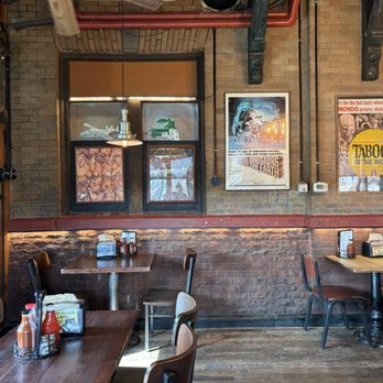 Dinosaur Bar-B-Que - Barbeque Near Me - Rochester, New York