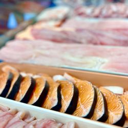 Exposition Fish & Poultry Mkt - Fresh Atlantic Salmon delivered daily!