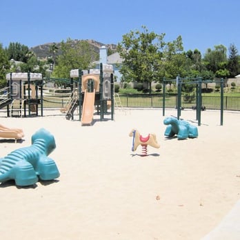Castle Peak Park - Parks Near Me - Los Angeles, California Castle Peak Park - Parks Near Me - Los Angeles, California