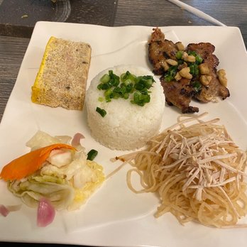 Pho Ao Sen - Com Tam - Vietnamese Near Me - Oakland, California Pho Ao Sen - Com Tam - Vietnamese Near Me - Oakland, California