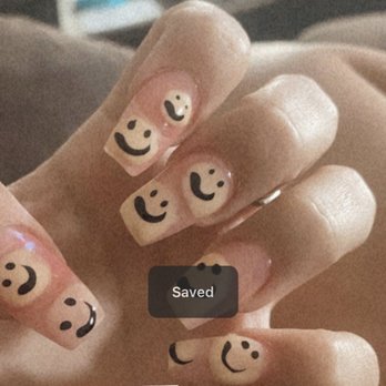 Le Nails - What I received and what they wouldn't repaint or refund me for. - Nail Salons Near Me - Hinesville, Georgia