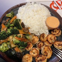 Umami Sushi Lounge & Grill Fusion