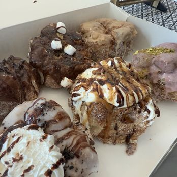 Parlor Doughnuts - Variety - Donuts Near Me - Oceanside, California Parlor Doughnuts - Variety - Donuts Near Me - Oceanside, California