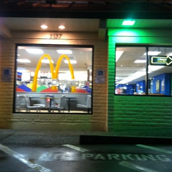 McDonald's - McDonald's North window - Fast Food Near Me - Seattle, Washington McDonald's - McDonald's North window - Fast Food Near Me - Seattle, Washington