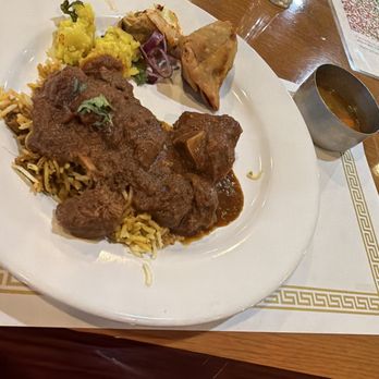 Mint Leaf Indian Cuisine - Goat Biryani (Bone-In) Veggie Samosa Soup - Indian Near Me - Smyrna, Georgia Mint Leaf Indian Cuisine - Goat Biryani (Bone-In) Veggie Samosa Soup - Indian Near Me - Smyrna, Georgia