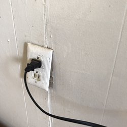 Lamesa Motel - This is the TV cord - the tv was mounted.