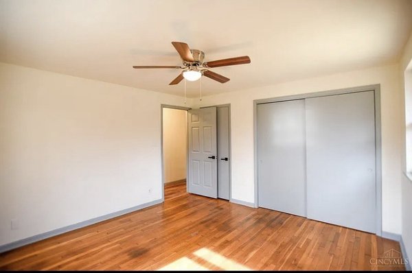 Painting - Exterior/Interior
#Painting
#interior painting
#exterior painting - Painting of interior rooms, trim and cabinets. Painting - Exterior/Interior
#Painting
#interior painting
#exterior painting - Painting of interior rooms, trim and cabinets.
