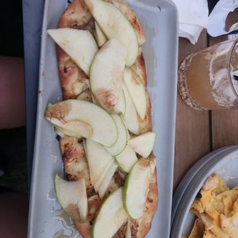 The Vault - Apple and brie flatbread - American Near Me - Yorkville, Illinois