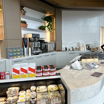 Vanta Coffee Club & Eatery - Coffee & Tea Near Me - North York, Ontario Vanta Coffee Club & Eatery - Coffee & Tea Near Me - North York, Ontario