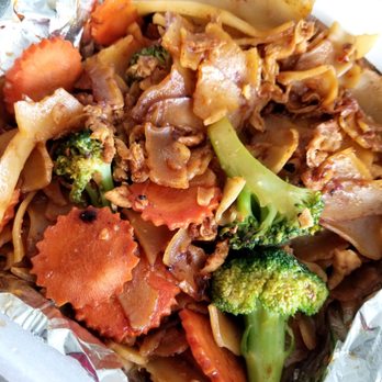 Thai Wok In And Go - Pad See Ew - Thai Near Me - Dallas, Texas Thai Wok In And Go - Pad See Ew - Thai Near Me - Dallas, Texas