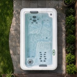 Spa & Tub Manufacturers