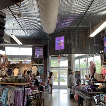 Tyler's - Entry - Men's Clothing Near Me - Fort Worth, Texas