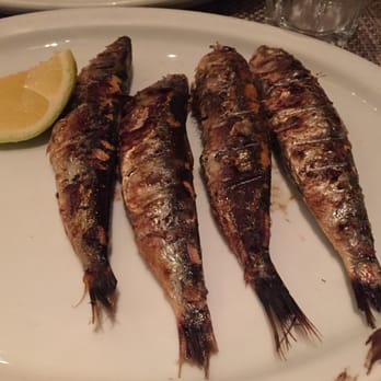 Figueira Rubaiyat - Fresh grilled Portuguese Sardines - plenty here for 2 people. - Latin American Near Me - São Paulo, SP Figueira Rubaiyat - Fresh grilled Portuguese Sardines - plenty here for 2 people. - Latin American Near Me - São Paulo, SP
