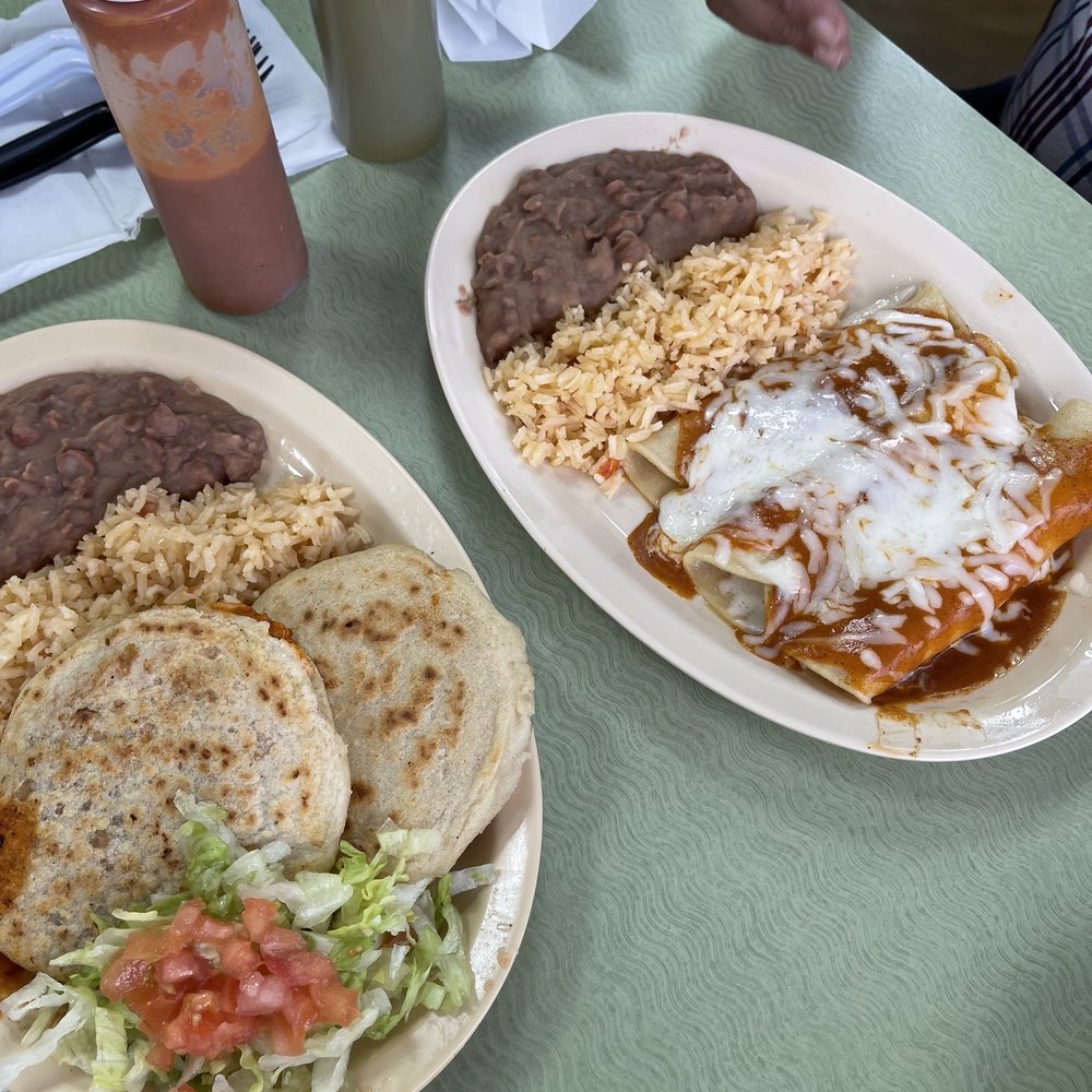 Gorditas Mexican Catering - two plates of mexican food - Mexican Near Me - Dallas, Texas Gorditas Mexican Catering - two plates of mexican food - Mexican Near Me - Dallas, Texas