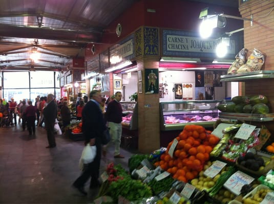Mercado de Triana by null