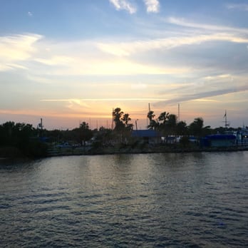 Billy's Stone Crab Restaurant - Sunset view from our inside table - Seafood Near Me - Hollywood, Florida Billy's Stone Crab Restaurant - Sunset view from our inside table - Seafood Near Me - Hollywood, Florida