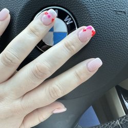 XO Nails Bar - Custom hearts
