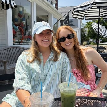 Lighthouse Keeper's Pantry - Outside patio - Specialty Food Near Me - Yarmouth, Massachusetts