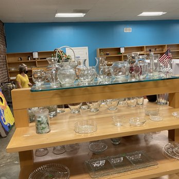 Habitat for Humanity ReStore - Often lots of glassware - Thrift Stores Near Me - Durham, North Carolina
