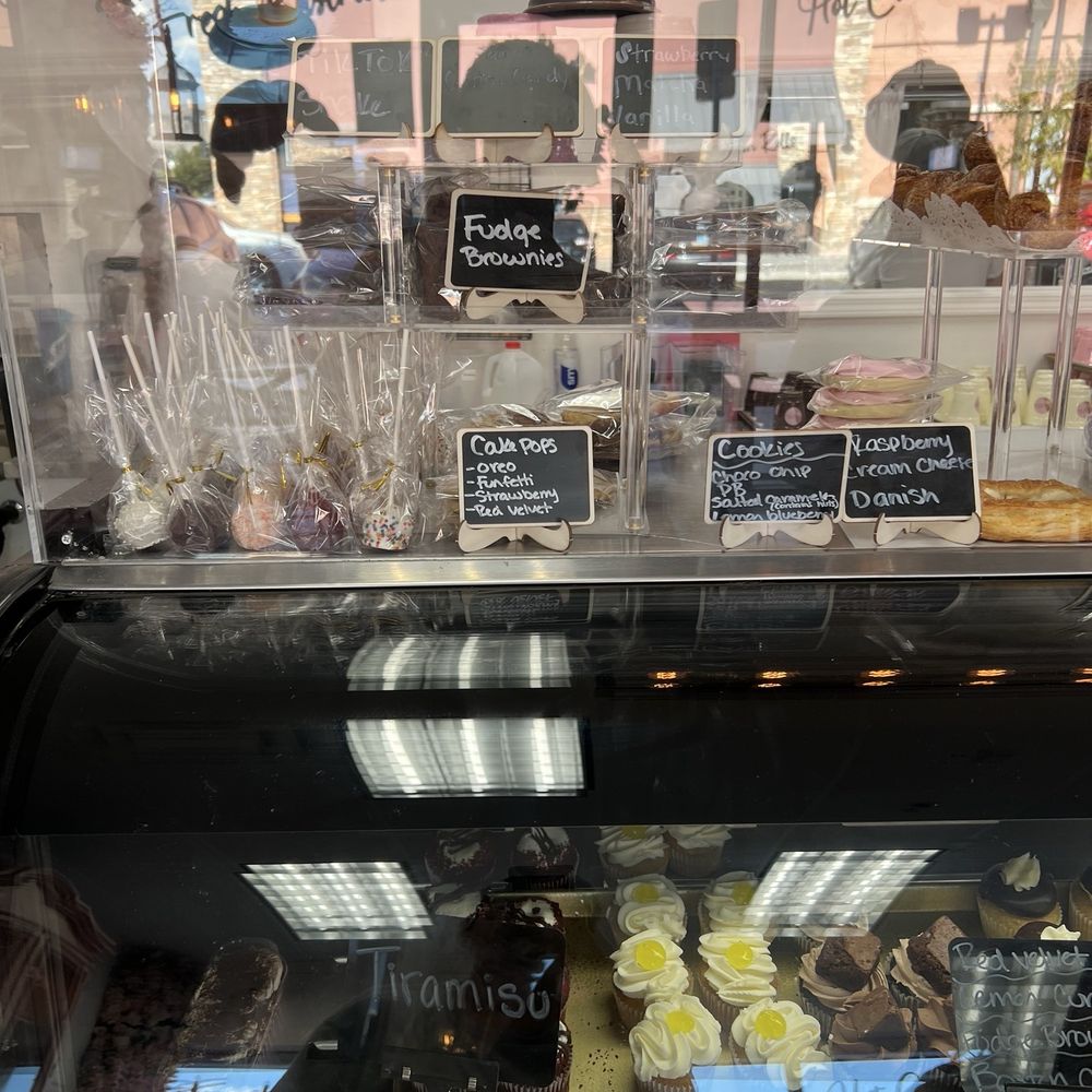 Cs Mad Batter Cakery - Pastries/ candy - Bakeries Near Me - Sparks, Nevada Cs Mad Batter Cakery - Pastries/ candy - Bakeries Near Me - Sparks, Nevada