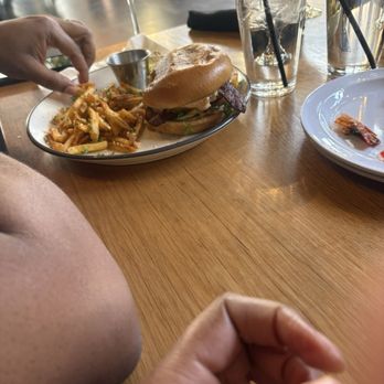 Station 16 - Seafood Near Me - Sacramento, California Station 16 - Seafood Near Me - Sacramento, California