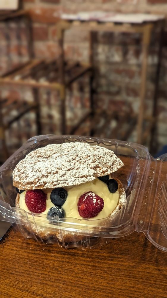 Food from Tatlim bakery