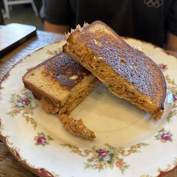 Verveine Cafe - HONEY CHILI TUNA MELT - Cafes Near Me - Cambridge, Massachusetts