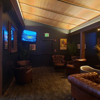 Tam Tavern - Great and grand time for the San Rafael North Bay Alignable Alliance Group! - Venues & Event Spaces Near Me - Mill Valley, California Tam Tavern - Great and grand time for the San Rafael North Bay Alignable Alliance Group! - Venues & Event Spaces Near Me - Mill Valley, California