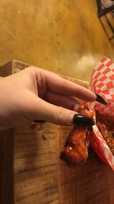 Kickin Wings by null