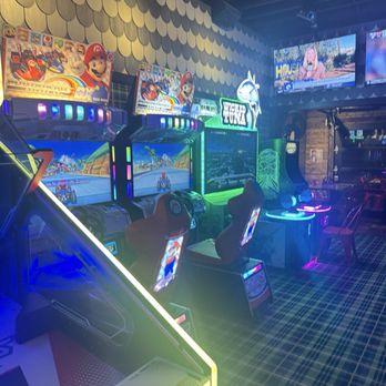 Harbor Town Pub - Games galore! - Bars Near Me - San Diego, California