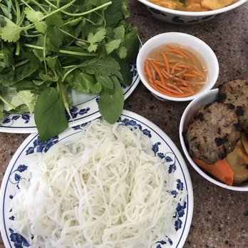 Van's Restaurant - Vietnamese Near Me - Garden Grove, California